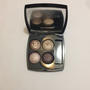 Chanel Eyeshadow quad 234 Poesie.